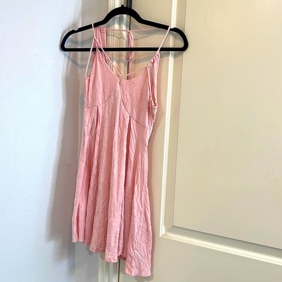 Mini Pink Dress with Spaghetti Straps and Open Back in Okay Condition - Picture 1 of 2